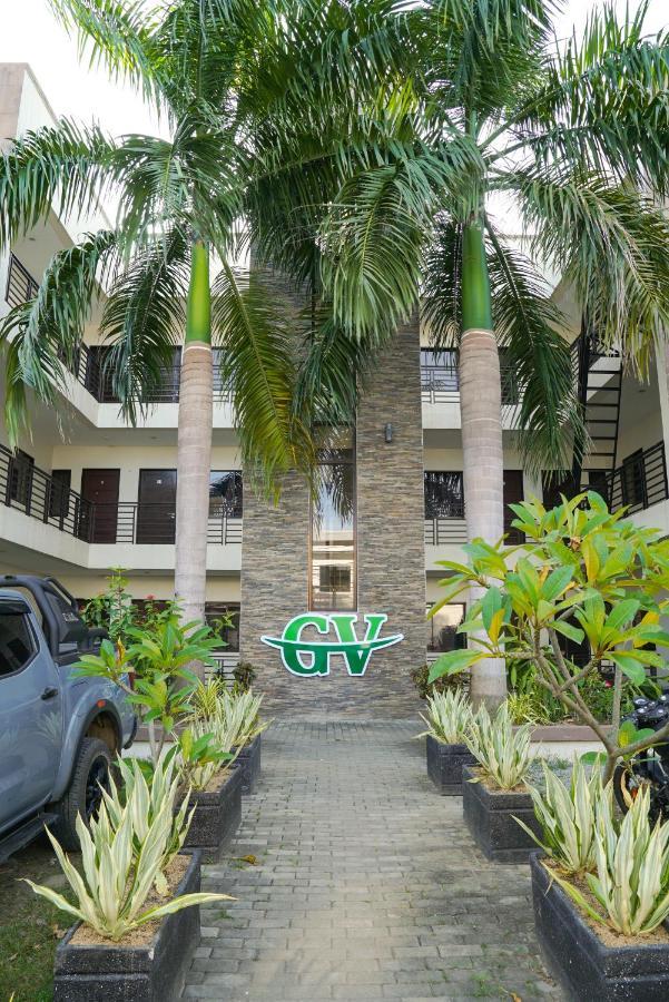 Garden Vista Hotel Davao Bagian luar foto